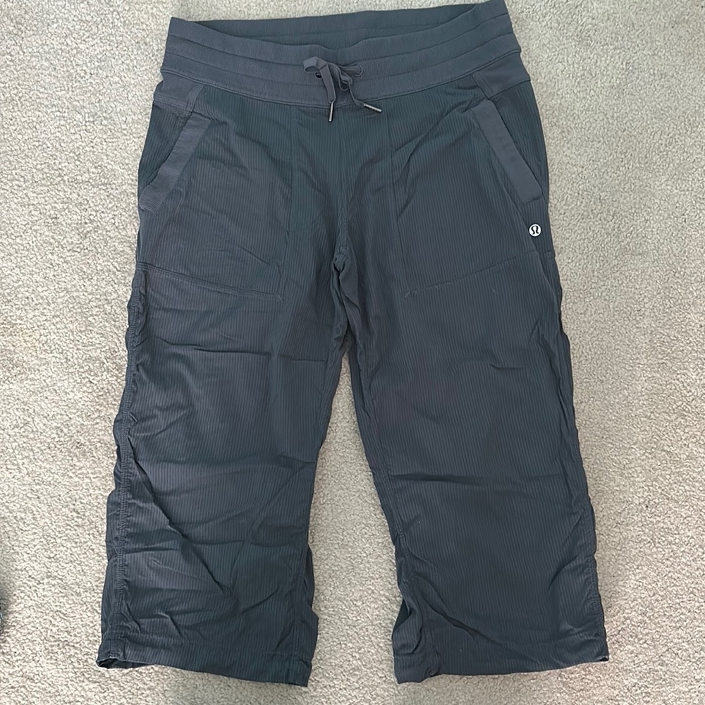 Lululemon Studio Crop size 8